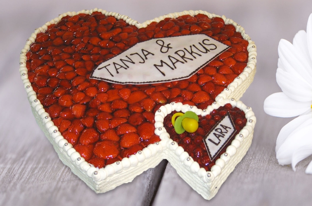 fruchtige Hochzeitstorte